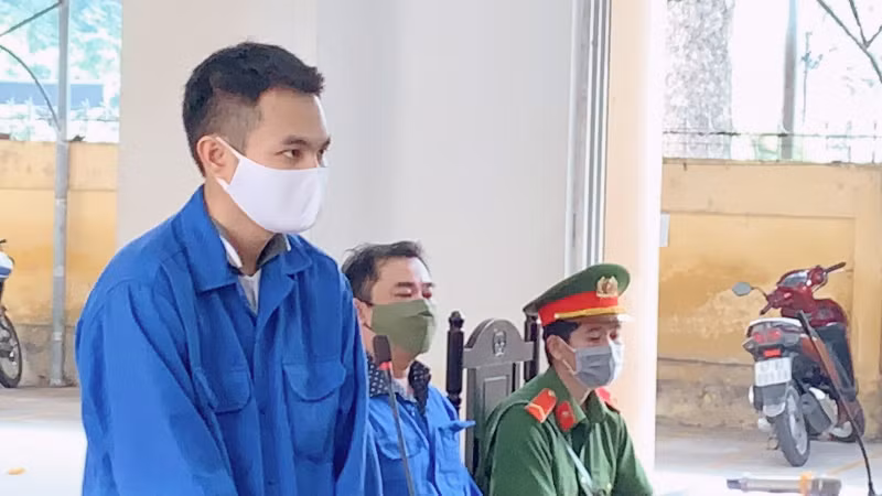 Mặc dù biết rõ không thể thực hiện được việc tác động để điều chuyển cán bộ, nhưng Quý, Trọng, Tâm vẫn giới thiệu có nhiều mối quan hệ rộng lớn với các bộ cấp cao ở Trung ương, nhằm tạo tin tưởng cho Trần Trí Mạnh, mục đích là chiếm đoạt tài sản chia nhau hưởng lợi. Tháng 1/2021, Cảnh, Trọng, Tâm đến TP Châu Đốc gặp Mãnh. Tại đây, Trọng, Tâm thỏa thuận với Mãnh sẽ chuyển trước 10 tỷ đồng. Sau khi điều chuyển cán bộ, sẽ chuyển tiếp 10 tỷ đồng còn lại.