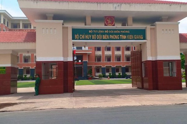 Trao đổi với báo chí khi đó, Trưởng Ban Công tác đại biểu Nguyễn Thị Thanh cho biết, thời điểm Hội đồng Bầu cử quốc gia có nghị quyết rút tên ông Nguyễn Thế Anh, chưa có dấu hiệu pháp lý hay căn cứ pháp lý về vi phạm để thực hiện xóa tên. Tại thời điểm này, ông Nguyễn Thế Anh có đơn xin rút vì lý do cá nhân, lý do sức khỏe. (Ảnh: Báo Đấu thầu).