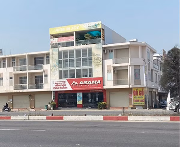 Sau đó, Tuấn đã móc nối, thông đồng với một số cán bộ xã Tam Phước, Sở TN&amp;MT Đồng Nai, Trung tâm Phát triển quỹ đất tỉnh Đồng Nai để làm các thủ tục hợp thức hóa nguồn gốc khu đất từ đất công trở thành đất tư và giao cho Nguyễn Hữu Thành làm chủ để thực hiện Dự án Khu dân cư thương mại Phước Thái. (Ảnh: Báo Đồng Nai)