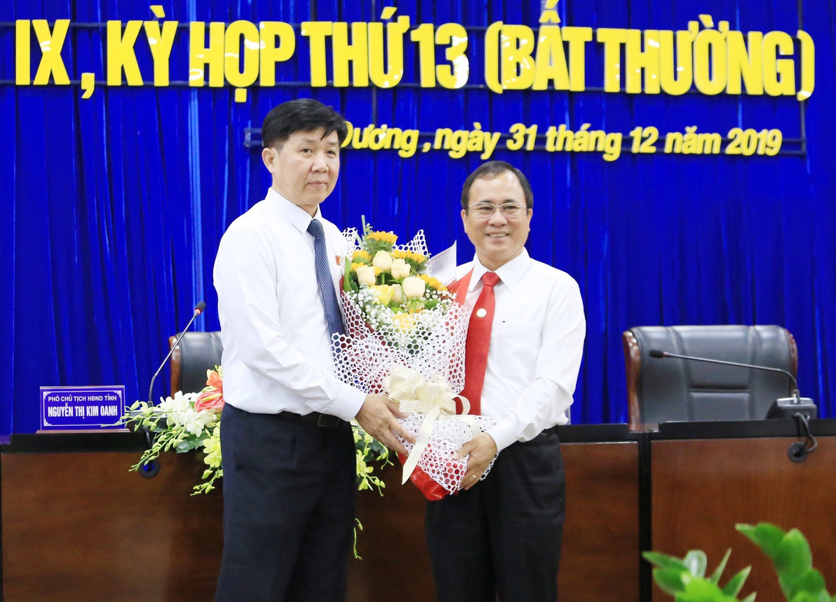 Ông Trúc duyệt nội dung trình ông Nam – khi đó là Phó Chủ tịch UBND tỉnh ký cho phép áp dụng đơn giá đất để tính thu tiền sử dụng đất cho Tổng công ty 3/2 (khu đất 43ha và 145ha) trái quy định, gây thất thoát ngân sách nhà nước hơn 761 tỷ đồng. Hành vi của ông Trúc đủ yếu tố cấu thành tội “Vi phạm quy định về quản lý, sử dụng tài sản Nhà nước, gây thất thoát, lãng phí”.