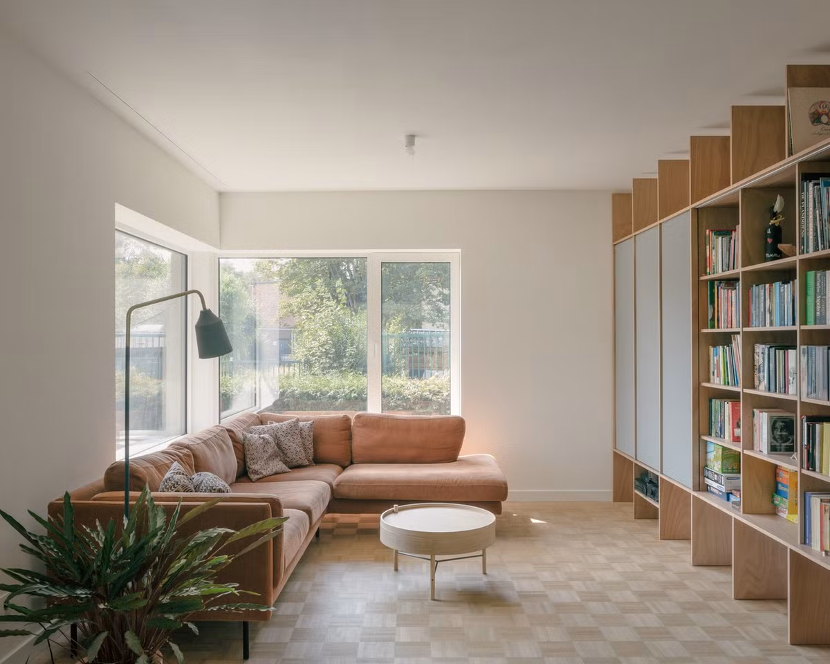 Nha cap 4 cu 'lot xac' nho cach thiet ke gac lung an tuong-Hinh-5