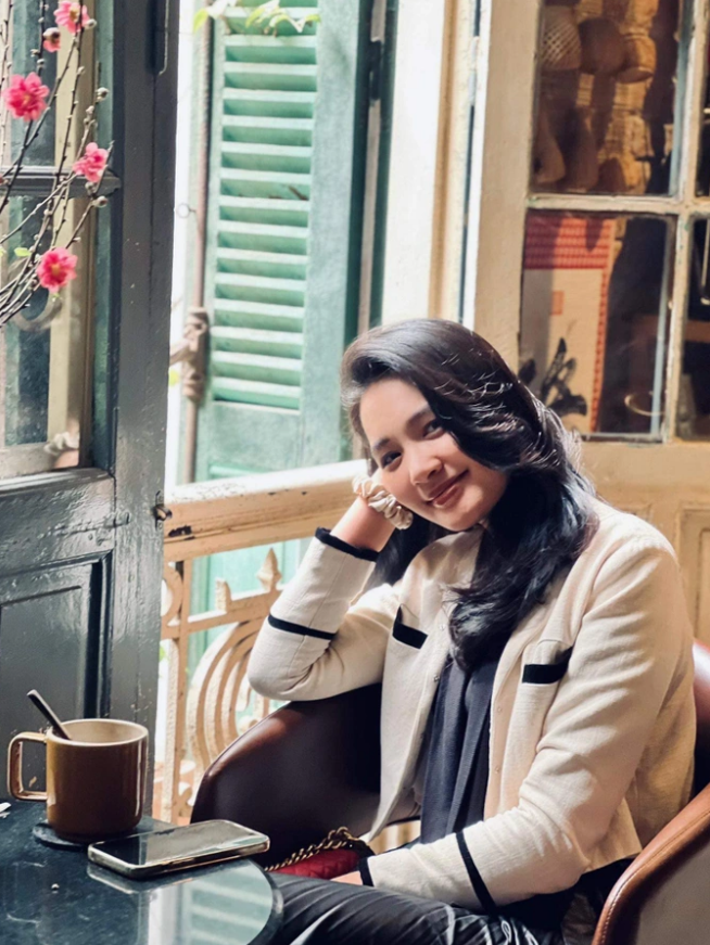 Cuoc doi khac biet cua nhung 'nang Hau' Viet Nam tuoi meo