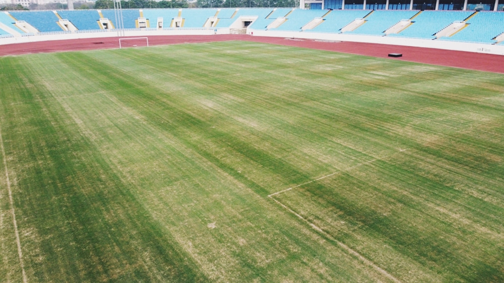 Theo ghi nhận của phóng viên, mặt cỏ của sân Mỹ Đình hiện đang hồi sinh, tươi tốt hơn.