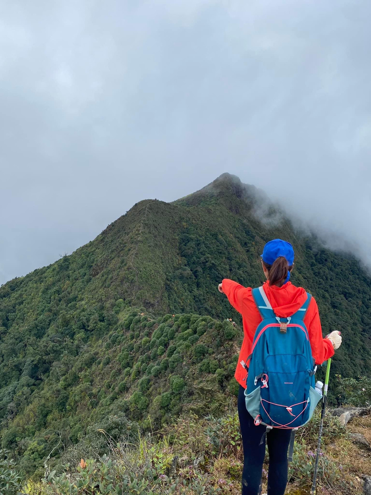 Gioi tre ru nhau chinh phuc bien may giua dai ngan Tay Bac-Hinh-7