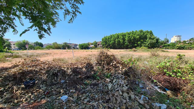 Dự án này được UBND TP Quảng Ngãi phê duyệt chủ trương đầu tư trên địa bàn phường Trần Phú từ năm 2016, với tổng mức đầu tư hơn 4,3 tỷ đồng. Theo kế hoạch, công trình sẽ hoàn thành và đưa vào sử dụng trong năm 2016. (Ảnh: Dân Việt).