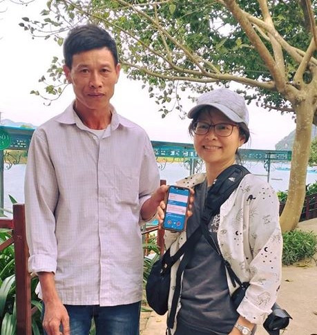 Hành động tốt bụng đầu năm của người Việt đối với du khách Trung Quốc Hanh dong tot bung dau nam cua nguoi Viet doi voi du khach Trung Quoc