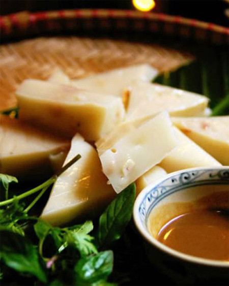 Thường một mẻ tương phải ủ kỹ trong nửa tháng mới mang ra xay để tạo ra tương thành phẩm. Tương thành phẩm sẽ có màu đỏ nâu, đặc sánh, mùi thơm vị ngọt bùi, ngậy béo đặc trưng của gạo nếp, của ngô, tất cả tạo cho tương ăn có giá trị dinh dưỡng riêng, thường được dùng chấm rau luộc, thịt lợn, thịt bò, cá nướng, bánh đúc, bánh tẻ, bún, dùng kho cá, kho thịt…