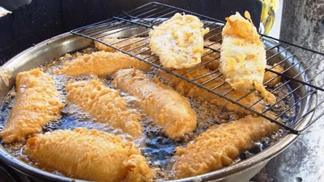 Ngoài ra, người bị bệnh tim mạch nên hạn chế thực phẩm chứa chất béo để tránh tăng lượng cholesterol trong máu. Ảnh: media.