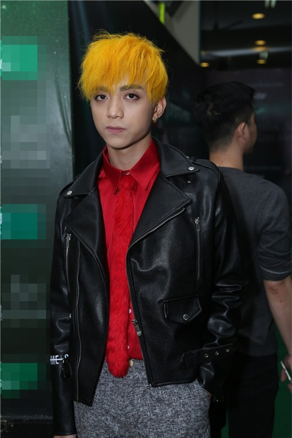 Đây có lẽ là hình ảnh mà Soobin Hoàng Sơn không bao giờ muốn nhìn thấy lại. Ảnh: vietgiaitri.