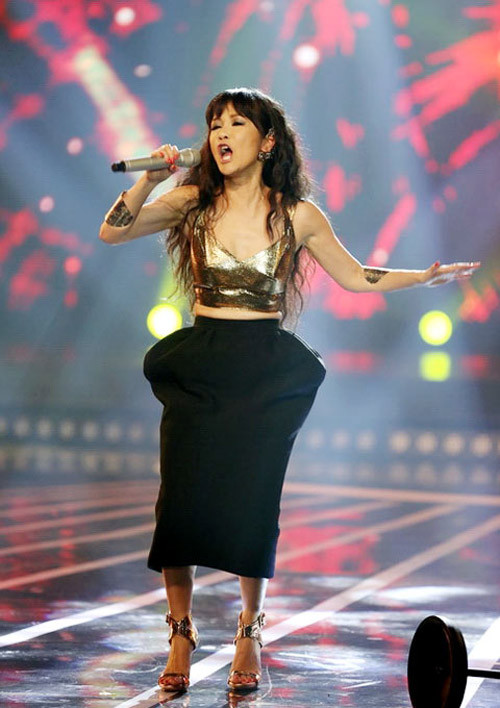 Có ai nhận ra đây chính là Diva Hồng Nhung? Ảnh: vietgiaitri.