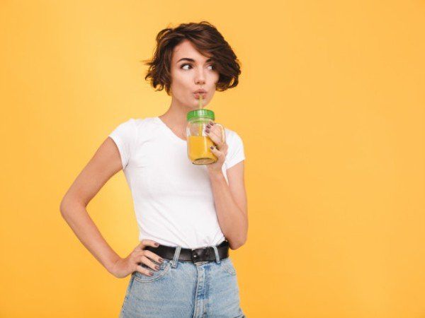 Nuoc ep cam co tac dung chua tao bon khong?-Hinh-6