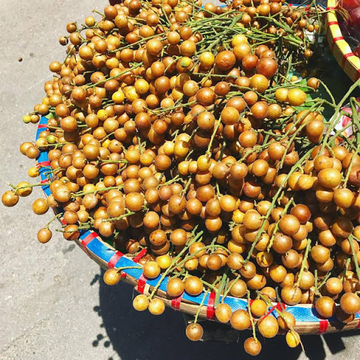 Nếu không có đường phèn, bạn có thể sử dụng đường cát trắng để thay thế. Ảnh: googleusercontent.