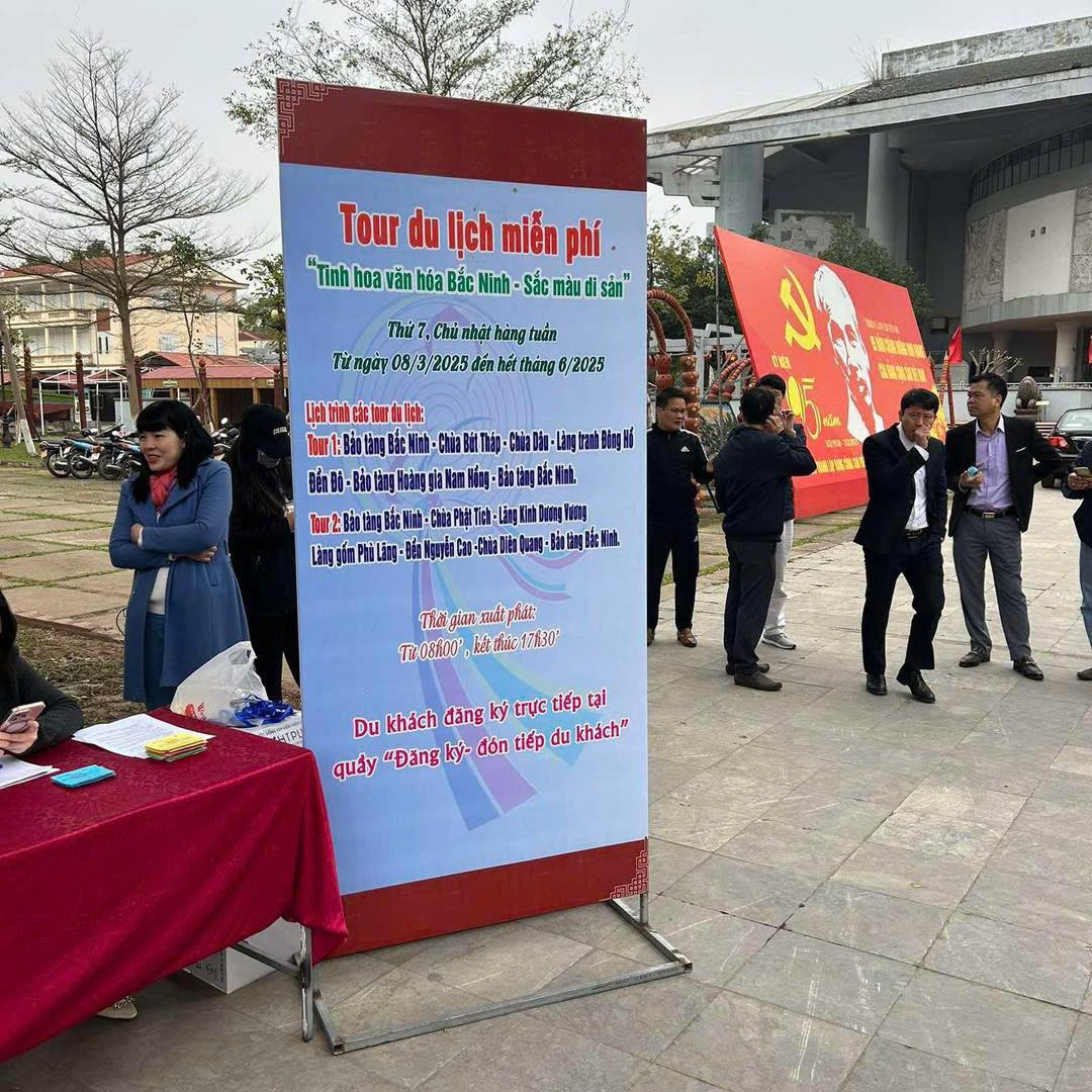 Tour 1: Bảo tàng Bắc Ninh - Chùa Bút Tháp - Chùa Dâu - Làng tranh Đông Hồ - Đền Đô - Bảo tàng Hoàng gia Nam Hồng - Bảo tàng Bắc Ninh. Ảnh Tin tức Bắc Ninh
