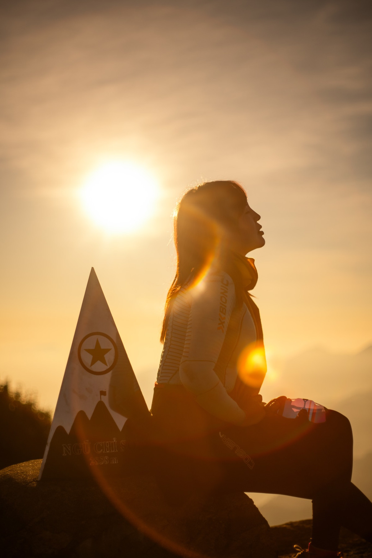 Du khách có thể chinh phục Ngũ Chỉ Sơn bằng hai con đường, xuất phát theo hướng Lai Châu hoặc Lào Cai. Ảnh Fb Van Ngo