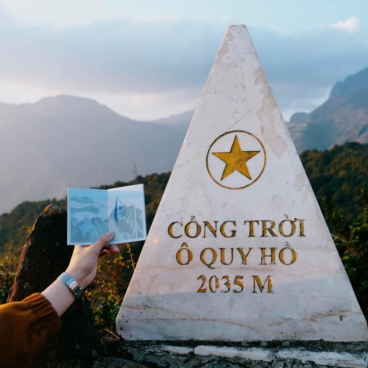 Để sở hữu cuốn hộ chiếu du lịch Sapa, hiện nay đang được bán trực tiếp tại: Amazing Sapa Hotel, Châu Long Hotel, Delassol Hotel. các điểm chính được bảo trợ bởi Hiệp hội du lịch tỉnh Lào Cai, để niêm yết về giá và đảm bảo sản phẩm lưu hành đúng bản chất.