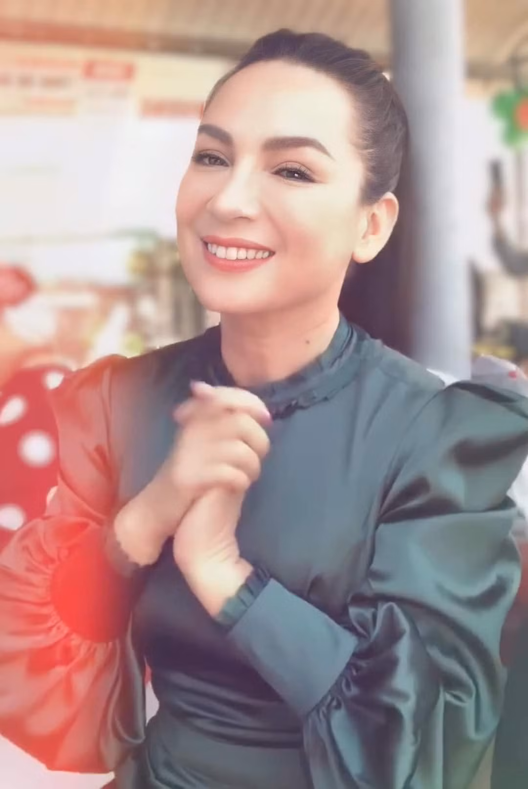 Sự ra đi của Phi Nhung khiến cả showbiz Việt bàng hoàng, tiếc thương.
