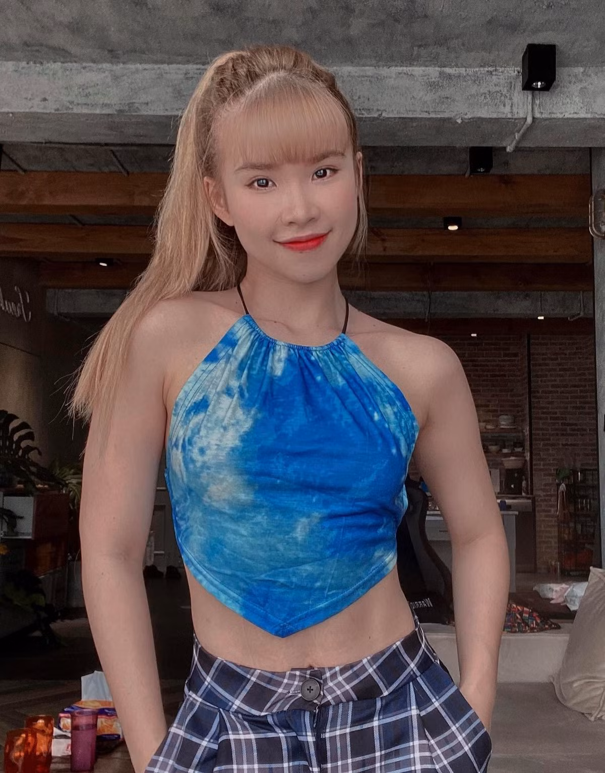 Khoi My bi che qua vo duyen vi dang anh chong di toilet