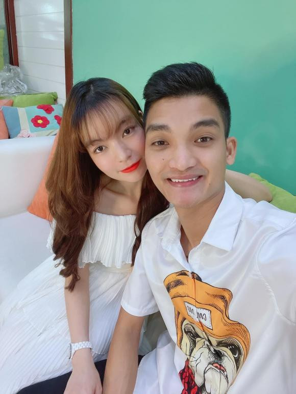 Trên trang cá nhân, Thảo Vy - vợ Mạc Văn Khoa vừa lên tiếng bức xúc khi bị giang hồ liên tục đòi nợ, vu khống, hăm dọa.