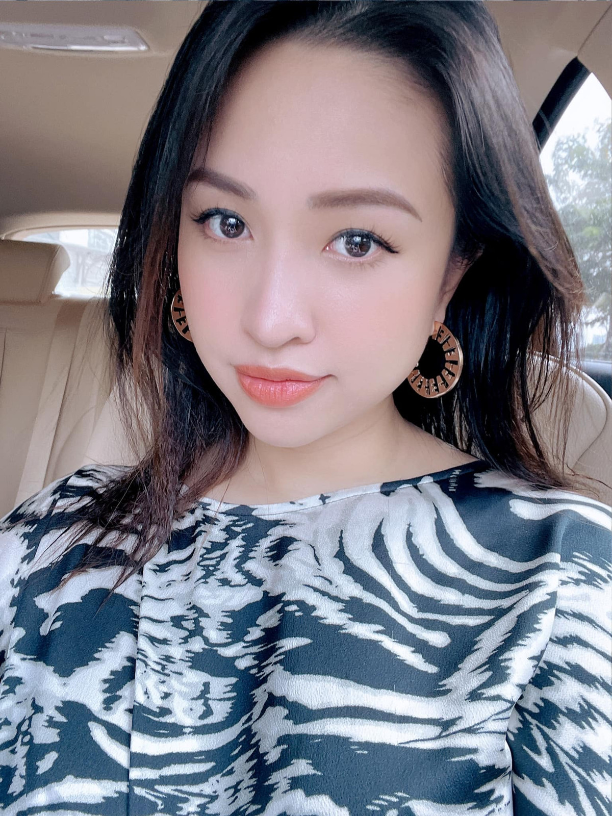 Vân Hugo chuyển vào TPHCM sống cùng bạn trai từ tháng 7/2020 nhưng chưa tổ chức đám cưới do tình hình dịch bệnh.