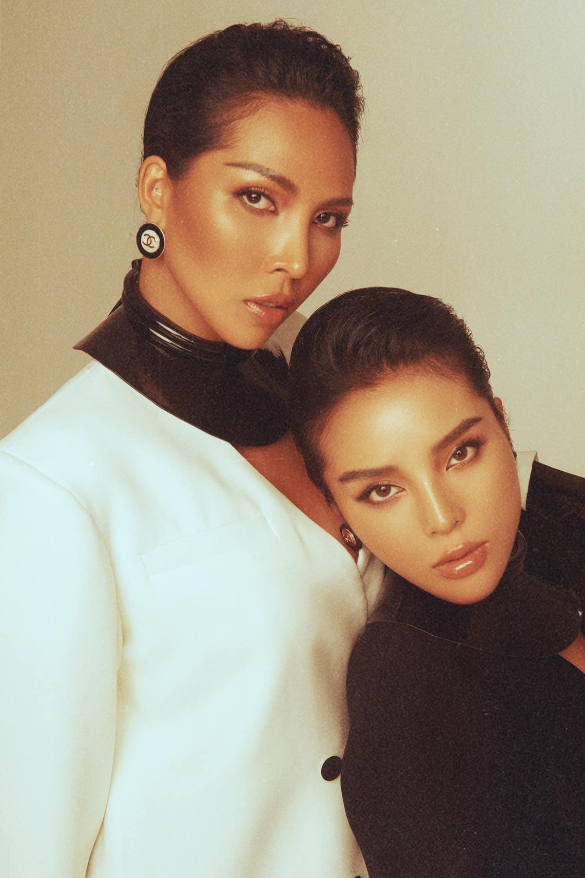 Minh Triệu từng chia sẻ, thời gian đầu mới quen Kỳ Duyên, cô thấy nàng hoa hậu còn chưa trưởng thành, chưa trải nghiệm nhiều nên suy nghĩ chưa tích cực.