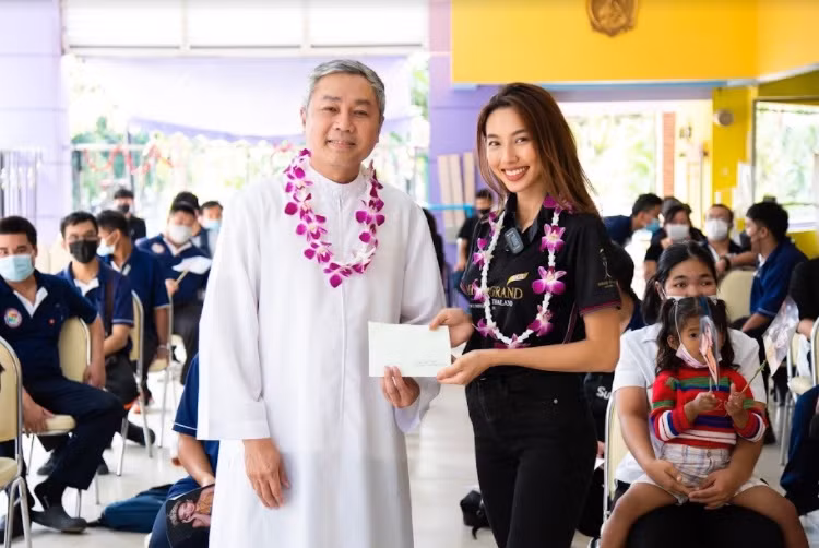 Sau đăng quang Miss Grand International 2021 - Hoa hậu Hòa bình Quốc tế 2021, Nguyễn Thúc Thùy Tiên trở thành cái tên nhận được sự quan tâm của công chúng.