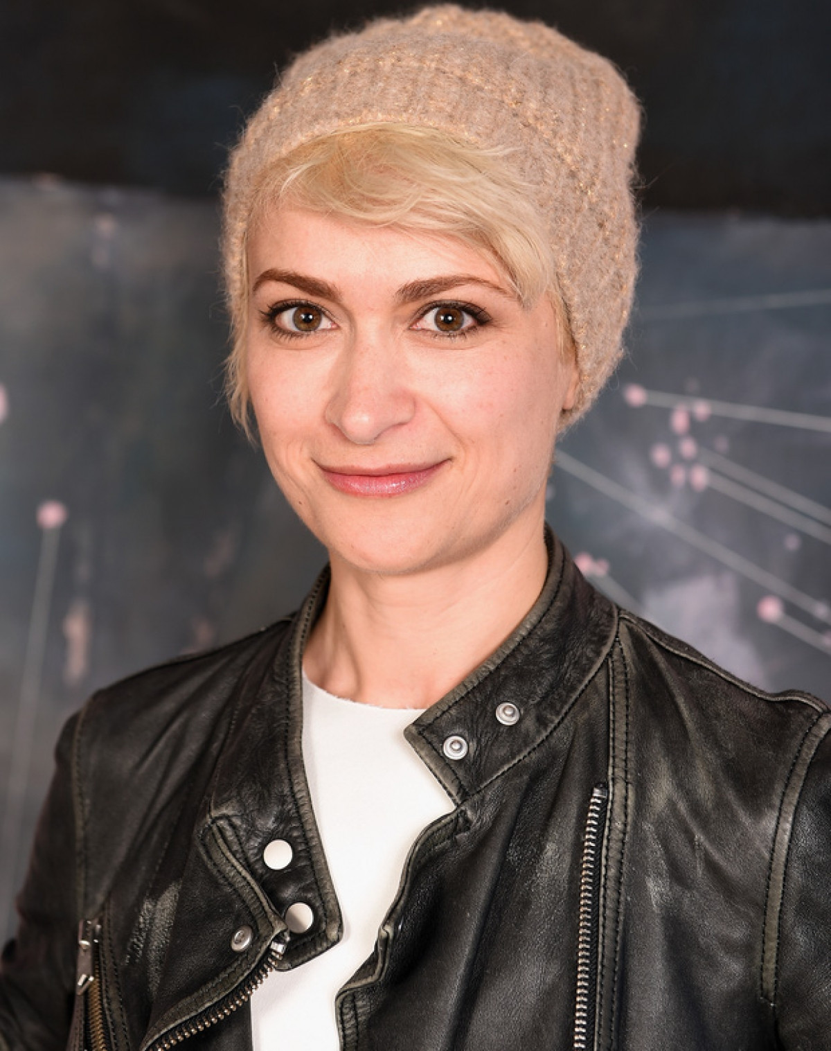 Alec Baldwin bat khoc sau khi ban chet nguoi tren phim truong-Hinh-3