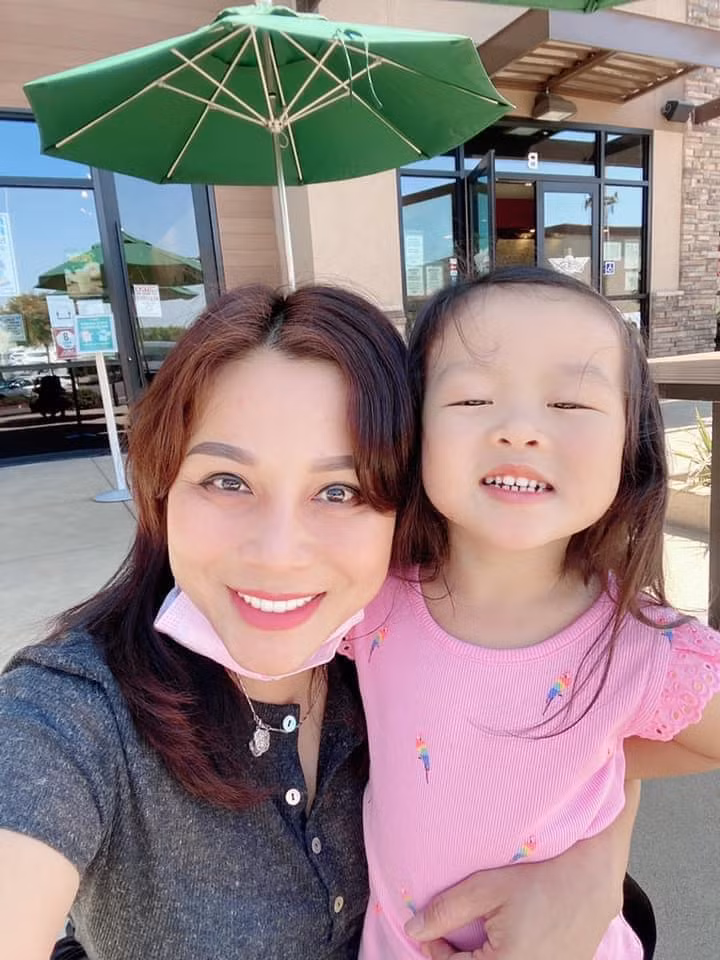 Hoàng Anh và Quỳnh Như đăng ký kết hôn vào tháng 8/2016 nhưng chính thức về chung nhà vào năm 2017. Năm 2019, Hoàng Anh sang Mỹ đoàn tụ cùng vợ con. Tuy nhiên, đầu năm 2021 cặp đôi xác nhận ly hôn. Sau khi chia tay, con gái Hoàng Anh sống cùng mẹ.