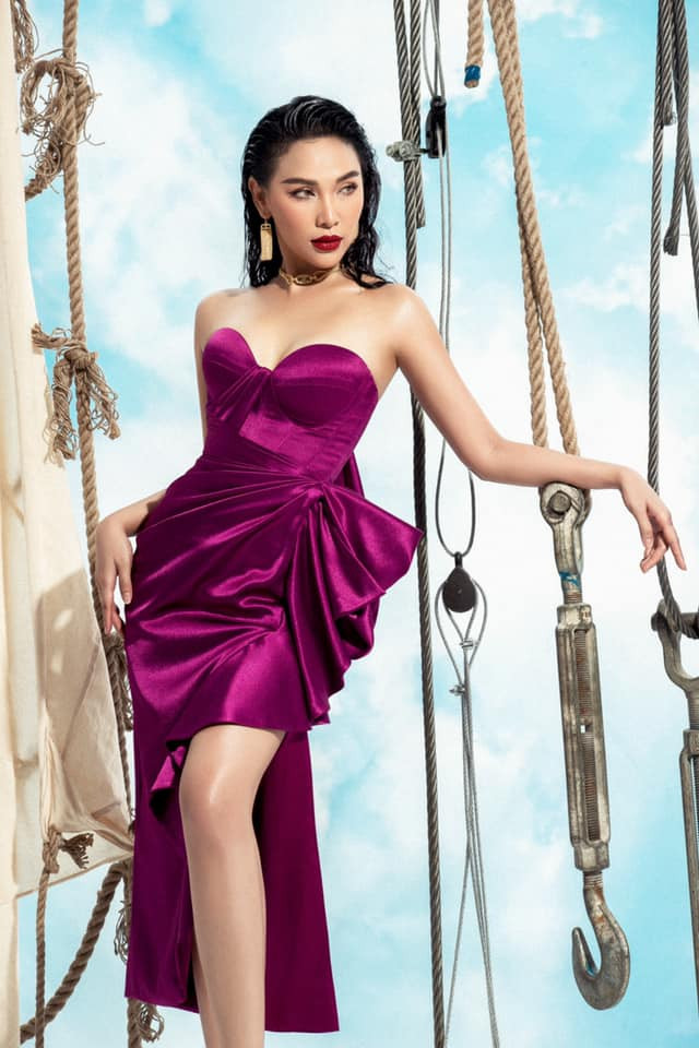 Trở thành tâm điểm khi dính nghi vấn là "tiểu tam", Quỳnh Thư bị đào lại phát ngôn về "người thứ ba". Trên Pháp luật & Bạn đọc năm 2020 cô từng tuyên bố: "Điều tối kỵ nhất của tôi trong tình yêu là ngoại tình. Anh ta có thể không quá giàu, không quá đẹp trai, nhưng anh ta nhất định phải tử tế và không được ngoại tình. Tôi không thích người thứ ba và cũng sẽ không để bản thân mình trở thành người thứ ba trong bất kỳ hoàn cảnh nào".
