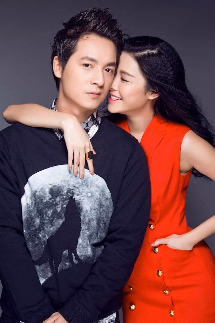 Đăng Khôi và Thủy Anh làm đám cưới ngày 13/11/2013. 8 năm hôn nhân, cặp đôi khiến nhiều người ngưỡng mộ bởi những hành động ngọt ngào cả hai dành cho nhau.