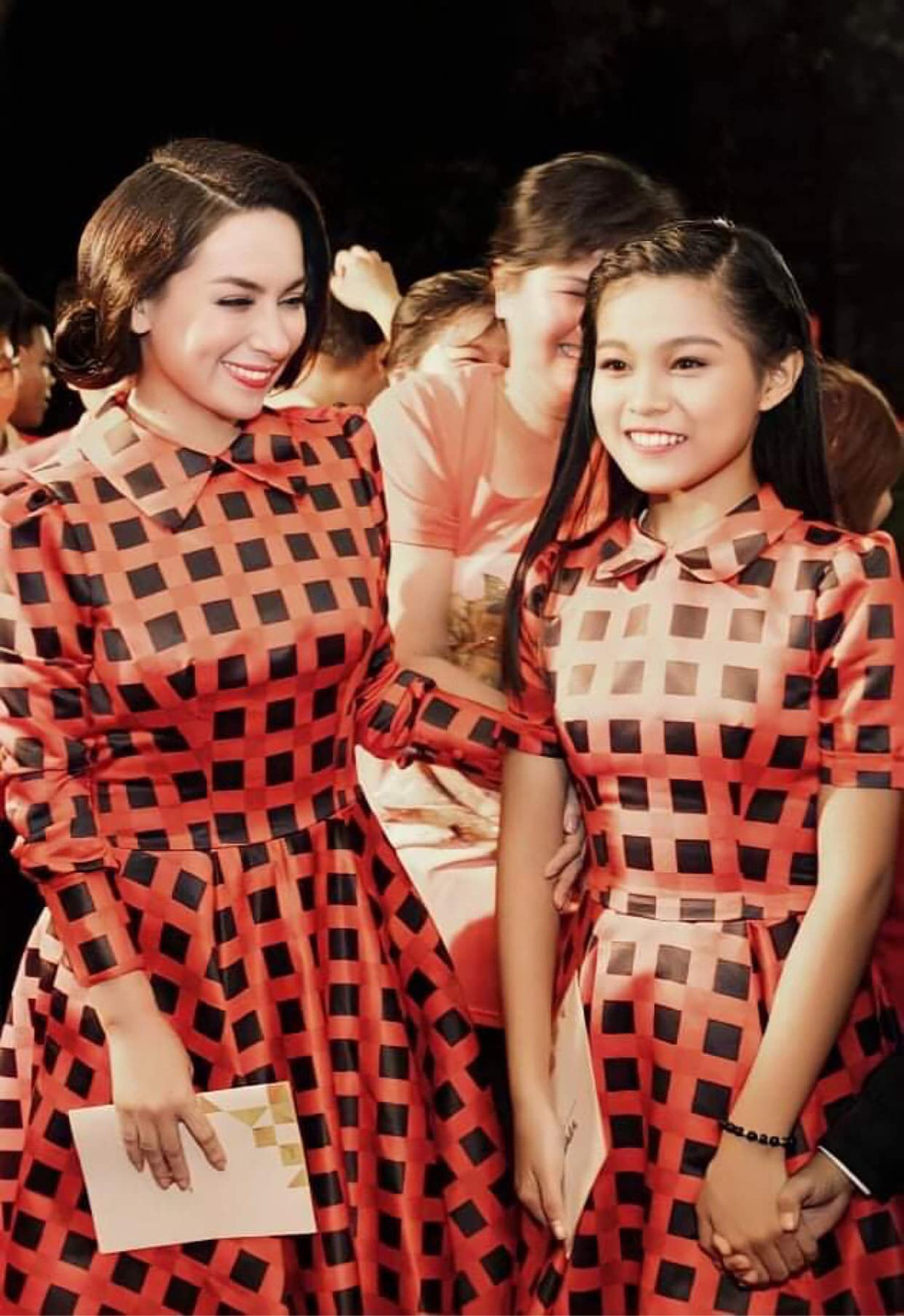 Con nuoi Phi Nhung mung ra mat khi Nham Hoang Khang bi bat-Hinh-2