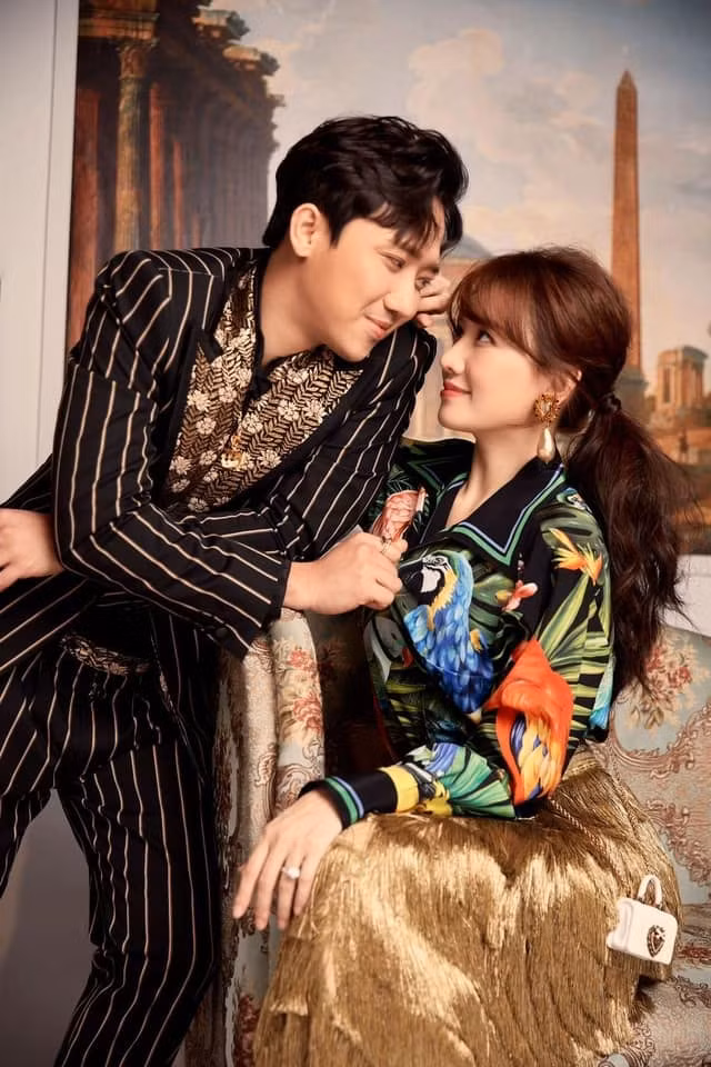 Trấn Thành - Hari Won làm đám cưới vào tháng 12/2016 sau quãng thời gian yêu đương sóng gió.