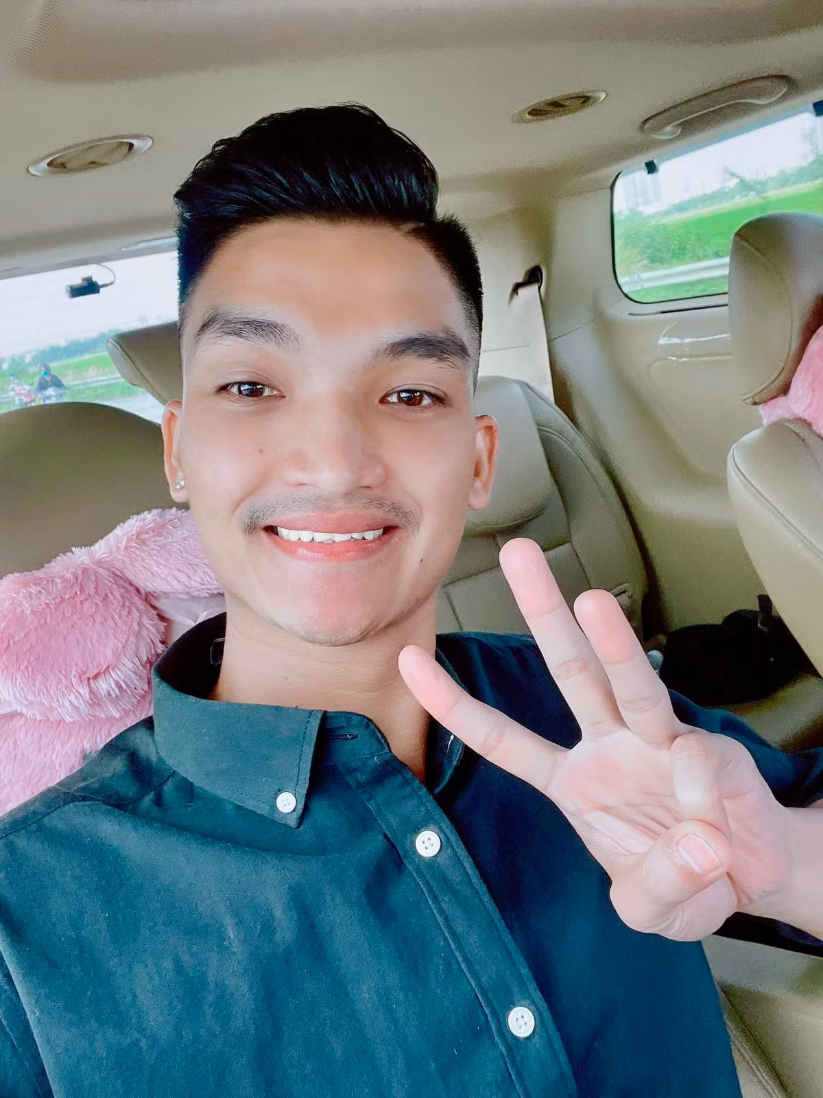 Quan an cua dien vien Mac Van Khoa bi trom dot nhap