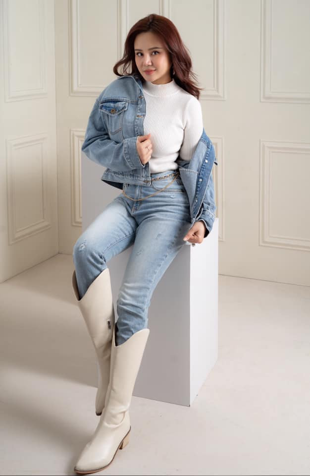 Cùng với việc tiết lộ về ông xã, Vy Oanh tuyên bố sẽ theo đến cùng vụ tố cáo bà Phương Hằng.