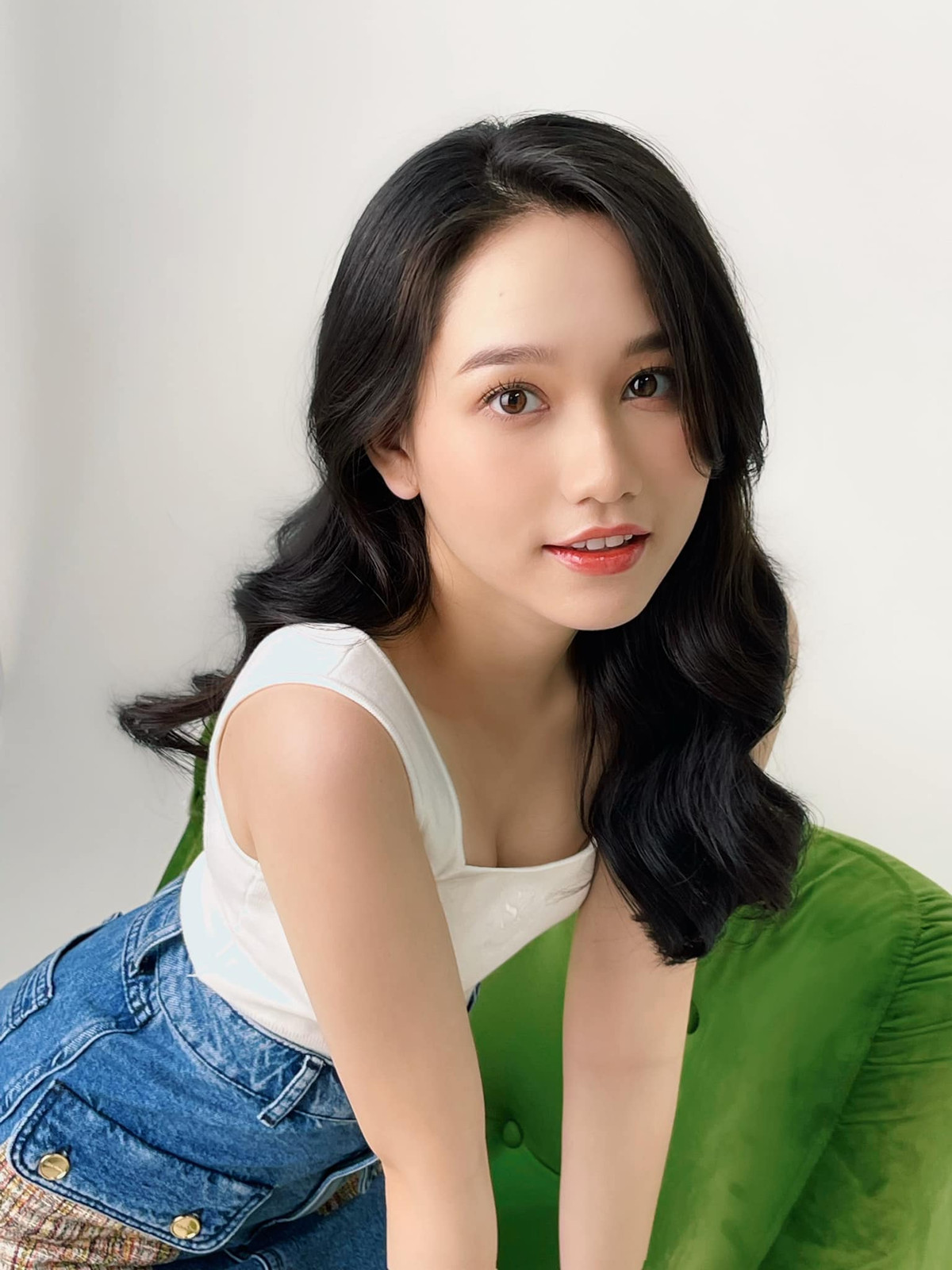 Sau nhiều ngày im lặng khi bị tố mắc bệnh ngôi sao, mới đây diễn viên Trúc Anh đã lên tiếng xin lỗi.