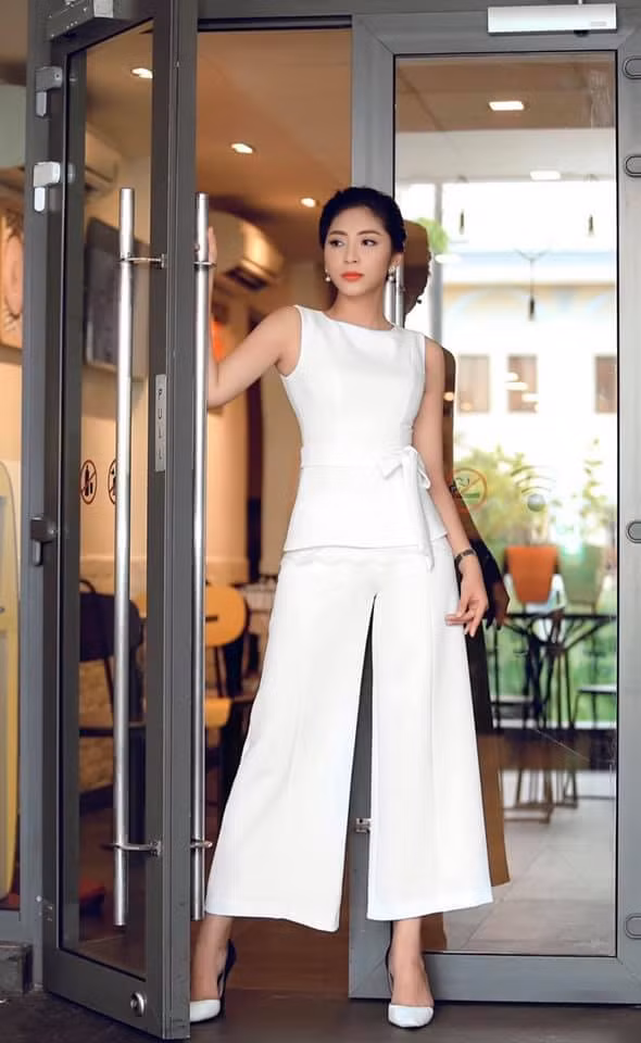 Hiện, Đặng Thu Thảo đã vực dậy sau biến cố hôn nhân. Cô cảm ơn những tổn thương, mất mát để có một Đặng Thu Thảo mạnh mẽ, thành công, tỏa sáng như ngày hôm nay.