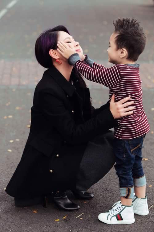 Thanh Thảo nhận Jacky Minh Trí là con nuôi ngay từ khi cậu nhóc mới chào đời và chăm sóc cậu bé như con ruột.