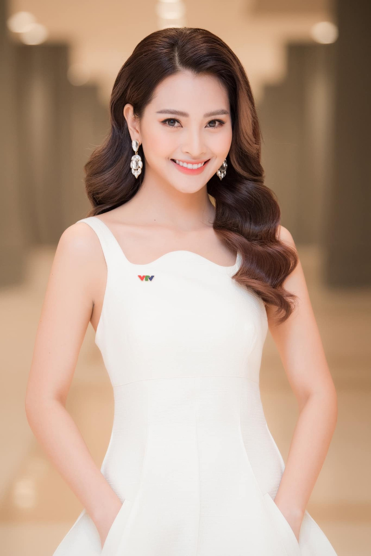 Huyền Trang từng đoạt giải Icon phong cách - HHT Icon vào năm 2009 và từng tham gia Miss Teen.
