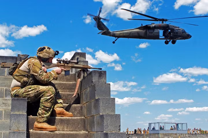 Nhiệm vụ của họ là tác chiến phi quy ước – chia làm các nhóm nhỏ để huấn luyện và dẫn dắt các lực lượng du kích. Mỗi nhóm thường gồm 12 người.