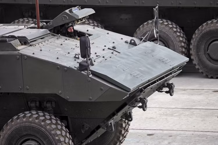 Nói như vậy là bởi BMP-K là bước tiến rất lớn trong công nghệ chế tạo xe bọc thép đa năng của Nga trong những năm trở lại gần đây, khi họ chính thức bỏ qua các thiết kế xe bọc thép lỗi thời có từ Liên Xô và chuyển sang phát triển một hướng đi khác hoàn toàn mới thậm chí còn ưu việt hơn các dòng xe bọc thép phương Tây. Nguồn ảnh: bastion-karpenko.ru.