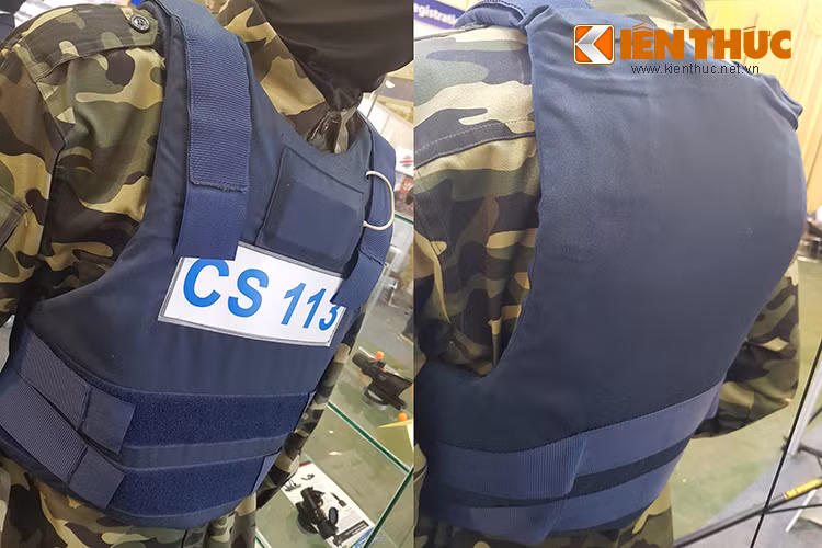 Một mẫu áo giáp chống đạn hạng nhẹ được trưng bày tại HSE-2017, nó có thiết kế khá đơn giản tập trung bảo vệ phía trước phần thân. Mẫu áo giáp này phù hợp với các lực lượng an ninh thông thường, không có quá nhiều về nhu cầu phòng vệ hay khả năng đối mặt với các đối tượng tội phạm được vũ trang hạng nặng.