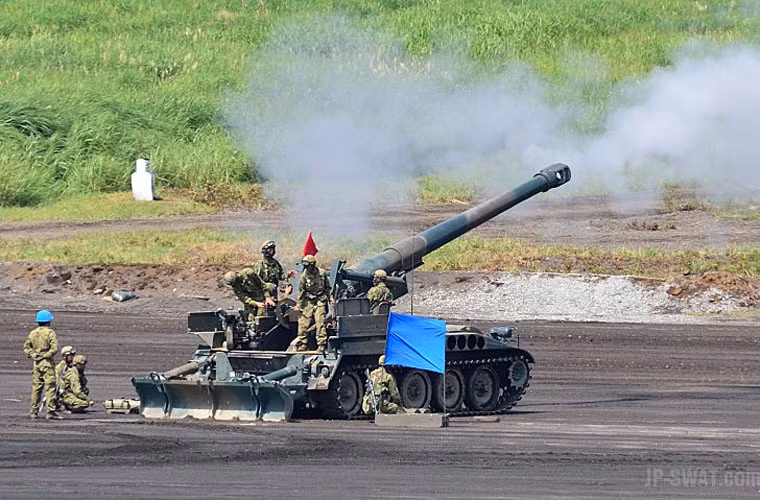 Trên chiến trường, pháo tự hành M110 có thể chuyển trạng thái từ hành quân sang chiến đấu và khai hỏa phát đầu tiên chỉ trong vòng một phút.