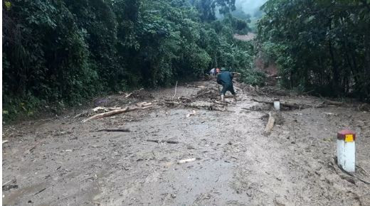 Thông tin ban đầu cho biết vụ sạt lở khiến khoảng 20 người là cán bộ, chiến sĩ của đơn vị này nghi bị vùi lấp, mất tích.
