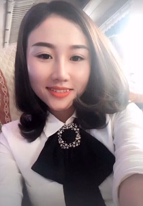  “Hot girl” giả danh cán bộ hải quan lừa đảo hàng gần 2,5 tỷ đồng: Ngày 9/9/2019, Công an tỉnh Hải Dương, đơn vị đã phát lệnh truy nã đối với Nguyễn Thị Phương Thảo (SN 1991, trú tại xã Tân Trường, huyện Cẩm Giàng, tỉnh Hải Dương) về các hành vi Lừa đảo và Lạm dụng tín nhiệm chiếm đoạt tài sản. 