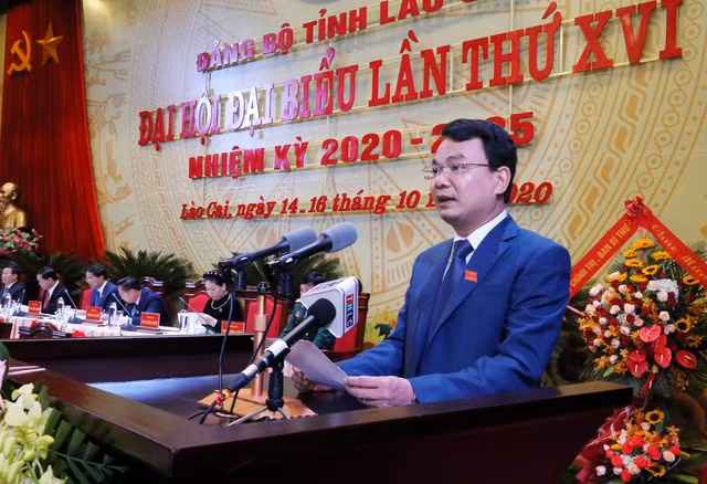 Chan dung bi thu tinh uy cac tinh thanh vua duoc bau