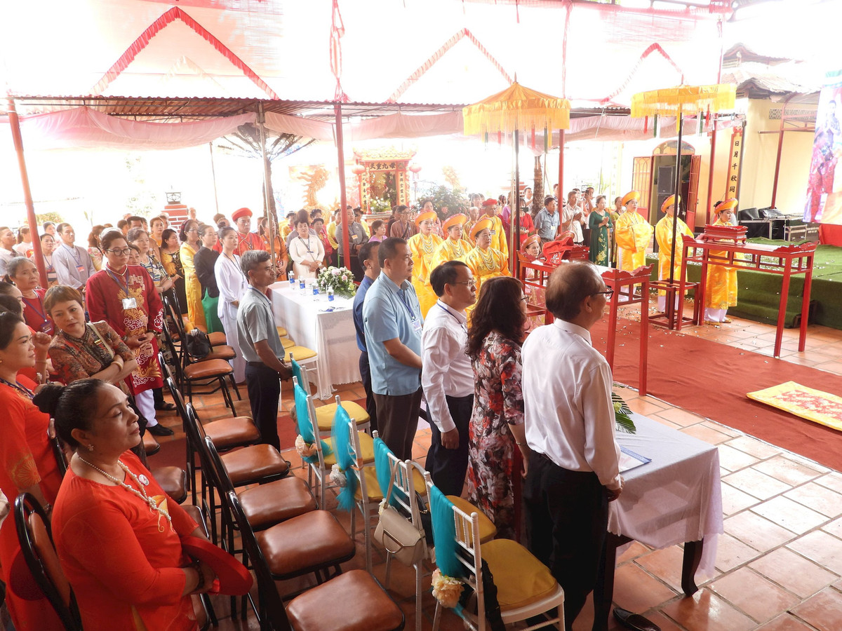 Dak Lak: Gio To tuong nho cong lao dung nuoc cua cac Vua Hung-Hinh-2