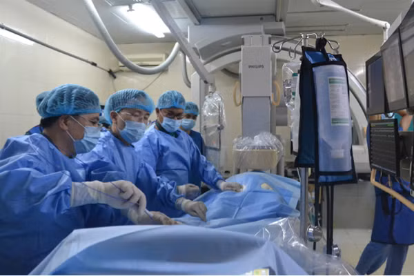 Viet Nam cay thanh cong may tao nhip tim khong day nho nhu vien thuoc con nhong-Hinh-2