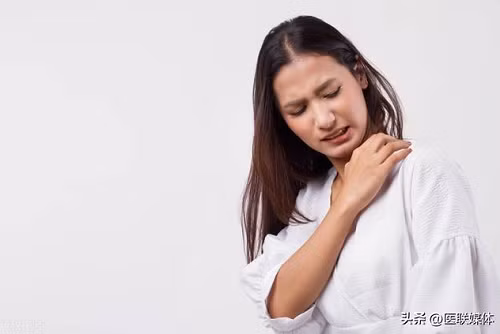 Đường huyết cao làm tăng nguy cơ mắc bệnh tim mạch, tổn thương các bộ phận như mắt, thận, thậm chí gây tử vong. Do vậy, nhận diện dấu hiệu bệnh tiểu đường để điều trị sớm có ý nghĩa quan trọng.