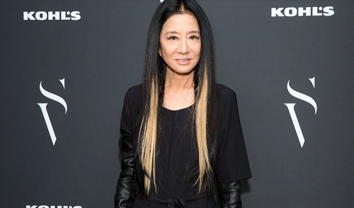 Nói về cách dưỡng nhan, Vera Wang không hề che giấu. Bà cho biết bản thân không có công thức cụ thể nào để bảo tồn sự trẻ trung. Bà quan tâm đến chăm chút ngoại hình song nó không phức tạp. Tất cả không gì ngoài hai chữ “đơn giản”. (Ảnh: Max Lakner/BFA.com)