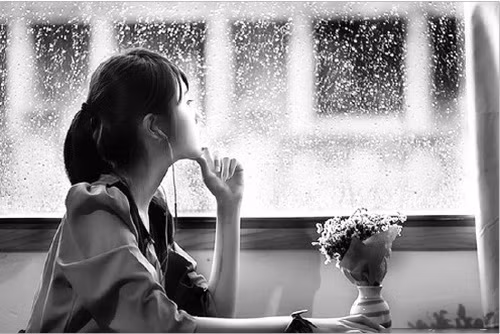 5. Giảm serotonin. Tiếp xúc với ánh nắng mặt trời làm tăng nồng độ chất dẫn truyền thần kinh hưng phấn serotonin, làm tăng quá trình sản xuất serotonin của cơ thể.