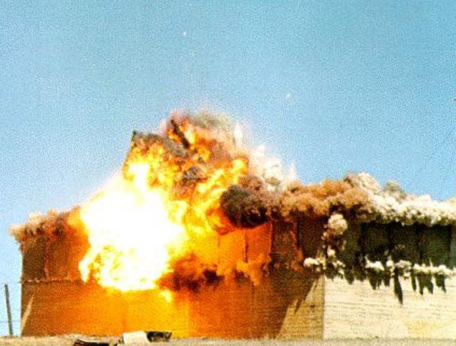 Mục tiêu gần như bị phá hủy hoàn toàn nếu trúng tên lửa Tomahawk.